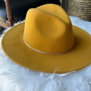Mustard yellow felt hat